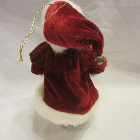 VTG SANTA ORNAMENT, LARGE, DRESSED IN RED W/FAUX FUR TRIM HOLDING A WREATH - Picture 4 of 6